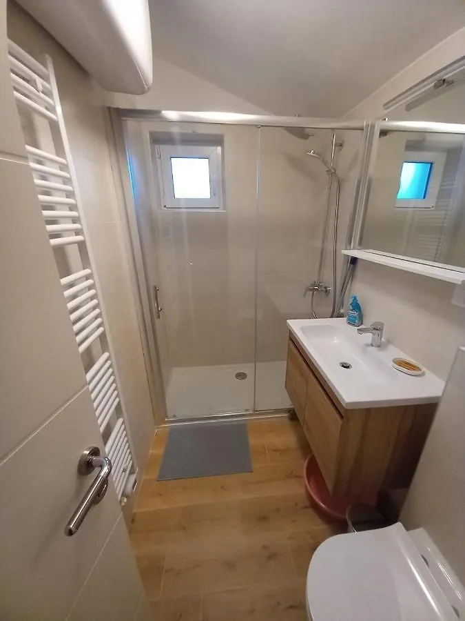 Apartmani Luni Premantura